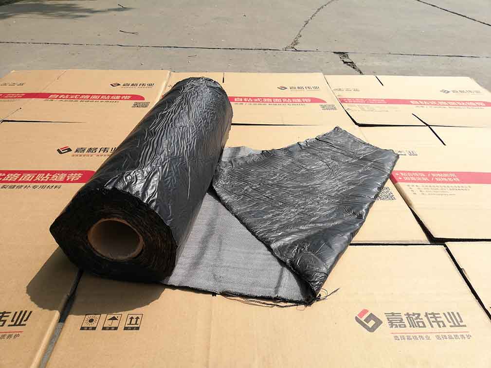 抗裂貼對(duì)于層間裂縫的作用有哪些？